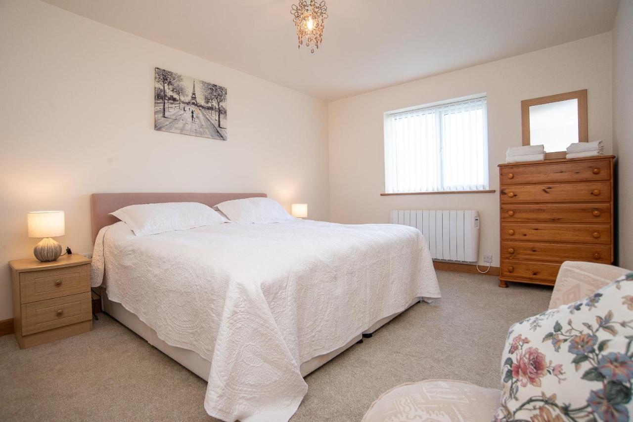 Finest Retreats - Sea Views Cottage Prestatyn Buitenkant foto
