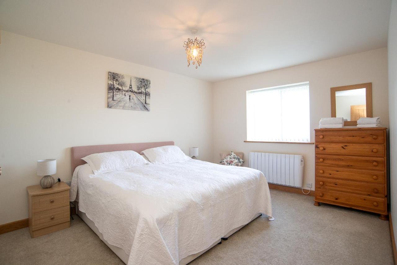 Finest Retreats - Sea Views Cottage Prestatyn Buitenkant foto